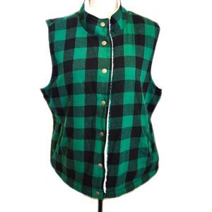 Risen NWT green & black buffalo check vest w sherpa lining